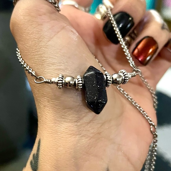 🔴Handmade Double terminated blue midnight goldstone gem adjustable choker - Picture 8 of 9